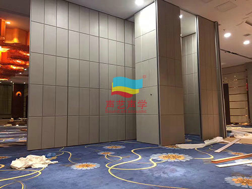 湖南湘潭縣岳塘區(qū)凱旋大酒店 超高型活動(dòng)隔斷